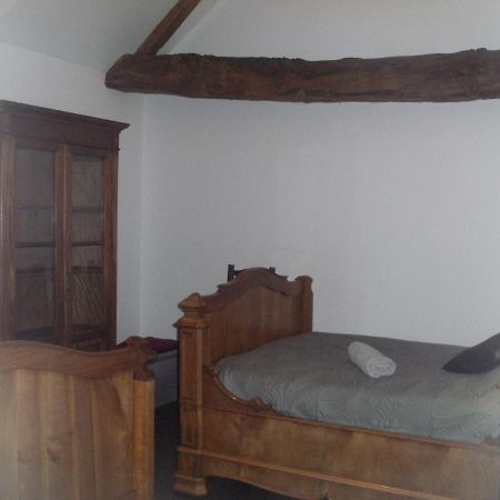 Grange Dans Ancien Corps De Ferme Hotel Bellengreville  Exterior foto